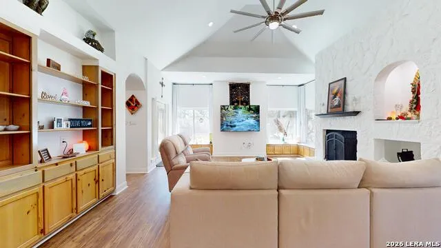 795 Persimmon Bulverde, TX 78163