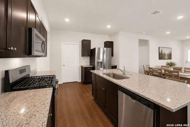 125 Legendary Trail Loop Floresville, TX 78114