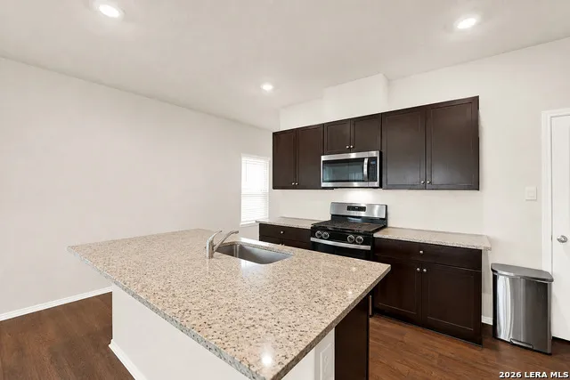 125 Legendary Trail Loop Floresville, TX 78114