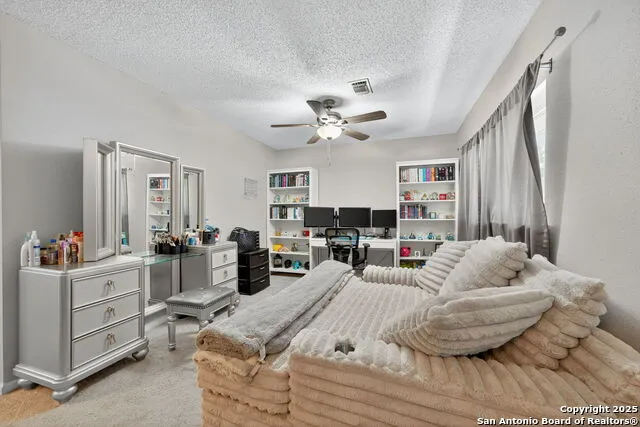 3413 Foxbriar Schertz, TX 78108