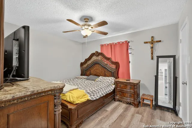 3413 Foxbriar Schertz, TX 78108
