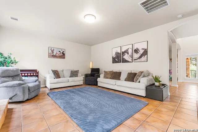 3319 ROAN VLY San Antonio, TX 78259
