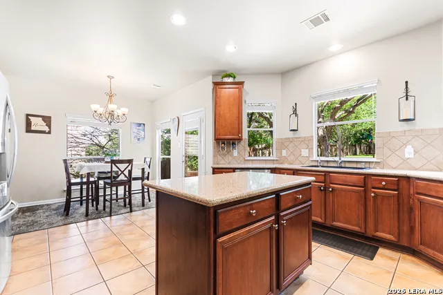 3319 ROAN VLY San Antonio, TX 78259