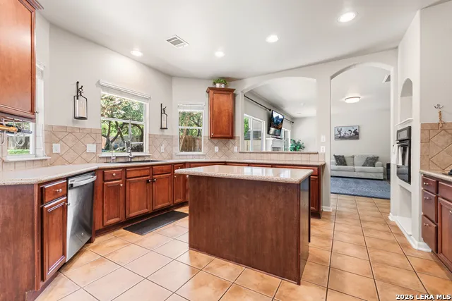 3319 ROAN VLY San Antonio, TX 78259