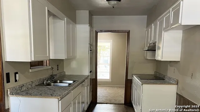 123 Granada Universal City, TX 78148