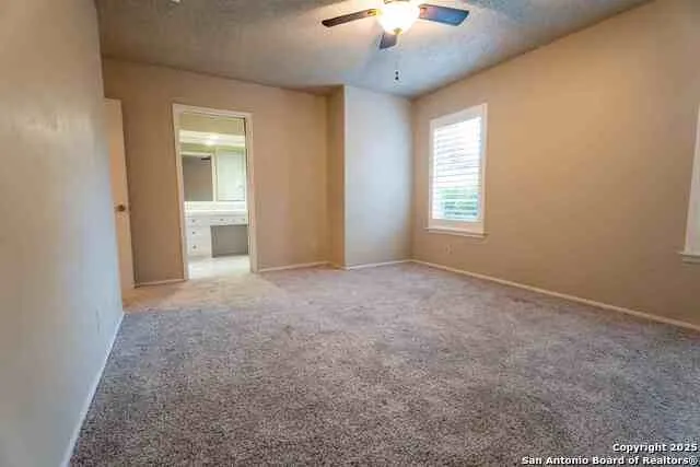 123 Granada Universal City, TX 78148