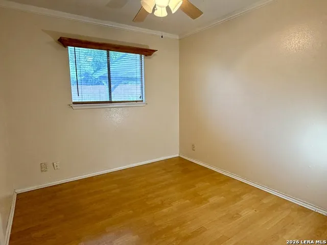 7426 MOUNTAIN OAK TRL Live Oak, TX 78233