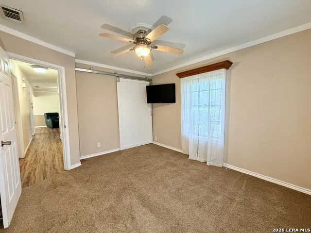 7426 MOUNTAIN OAK TRL Live Oak, TX 78233