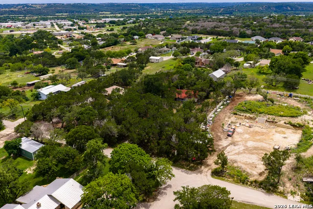 127 WHITE TAIL DR Kerrville, TX 78028