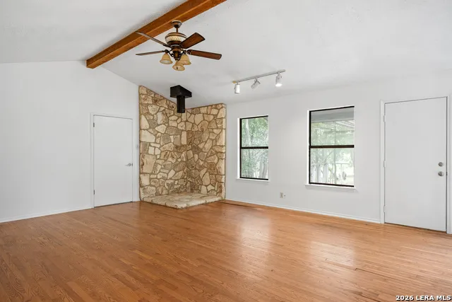 127 WHITE TAIL DR Kerrville, TX 78028