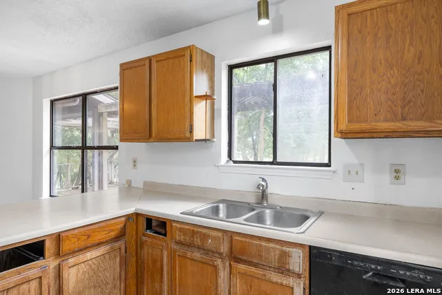 127 WHITE TAIL DR Kerrville, TX 78028