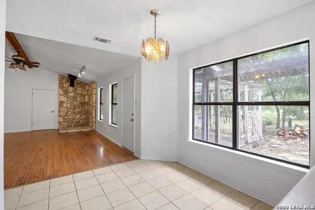 127 WHITE TAIL DR Kerrville, TX 78028