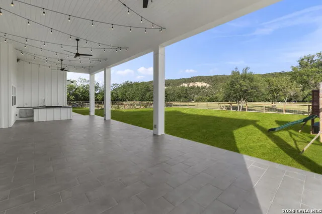 807 WADE RD New Braunfels, TX 78132