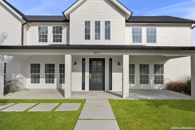 807 WADE RD New Braunfels, TX 78132