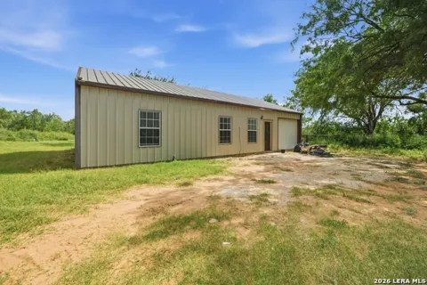 909 County Road 669