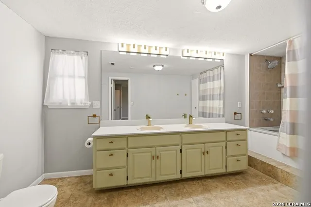 15751 Medina LaCoste, TX 78039
