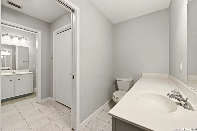 15751 Medina LaCoste, TX 78039