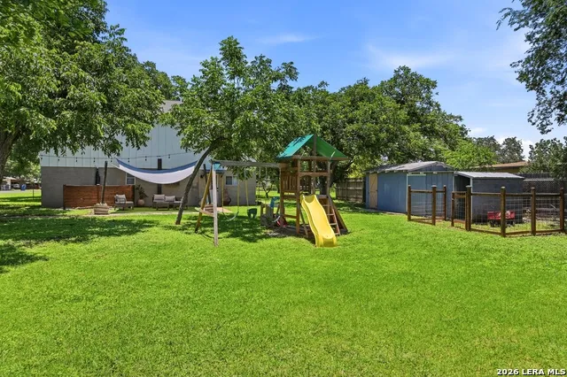15751 Medina LaCoste, TX 78039