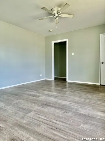 502 EARLYWAY DR San Antonio, TX 78233