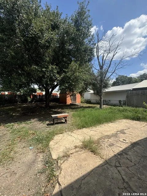 502 EARLYWAY DR San Antonio, TX 78233
