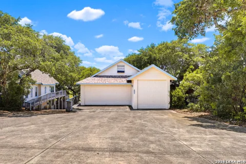 928 PEBBLE BEACH RD