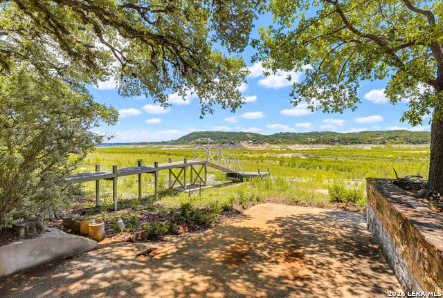 928 PEBBLE BEACH RD Lakehills, TX 78063