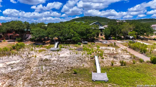 928 PEBBLE BEACH RD Lakehills, TX 78063