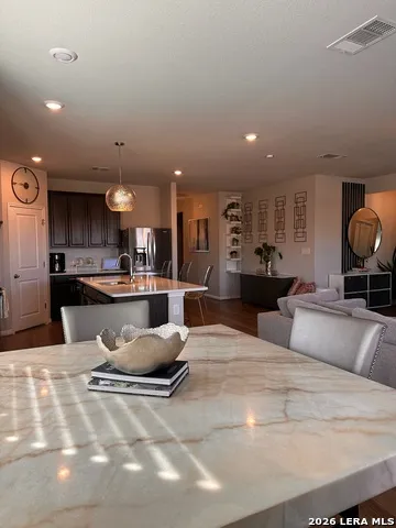 206 Santo Spirit Rd Hutto, TX 78634