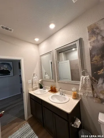 206 Santo Spirit Rd Hutto, TX 78634