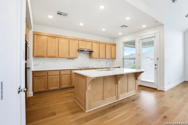 138 Red Oak Castroville, TX 78009