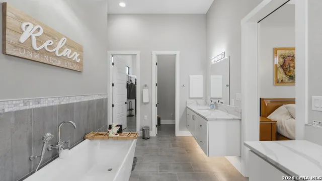 1179 TROTTER LN New Braunfels, TX 78132