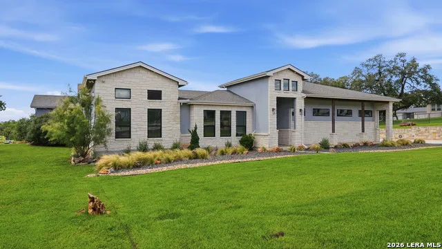 1179 TROTTER LN New Braunfels, TX 78132