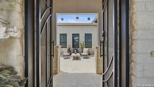 1179 TROTTER LN New Braunfels, TX 78132