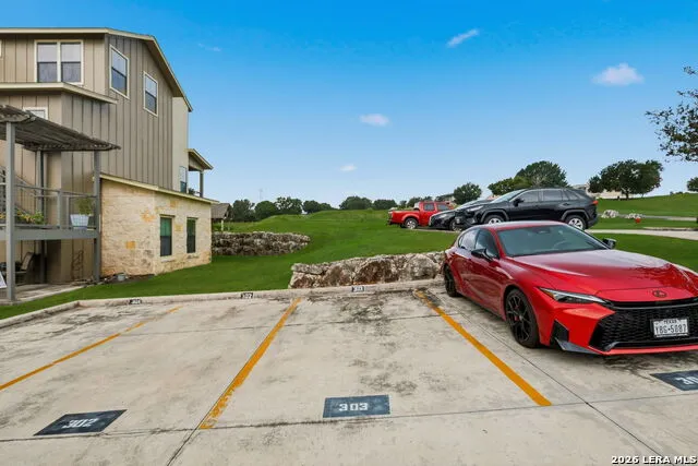 1111 Long Creek Blvd #UNIT 303 New Braunfels, TX 78130