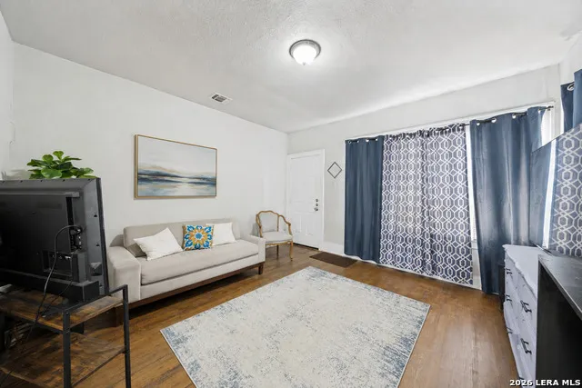 630 Bailey San Antonio, TX 78210