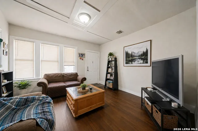 630 Bailey San Antonio, TX 78210