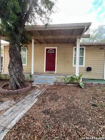 435 SAN HORACIO AVE