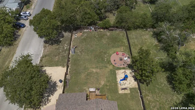 355 S Plum Ave New Braunfels, TX 78130