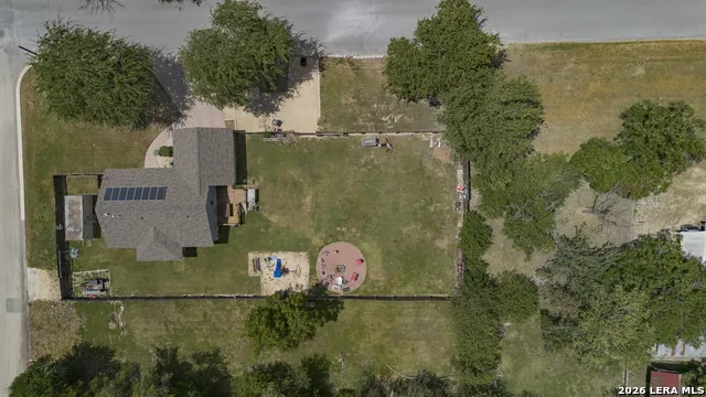 355 S Plum Ave New Braunfels, TX 78130