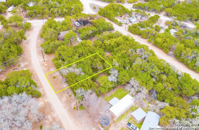 69 Wagon Wheel Bandera, TX 78003