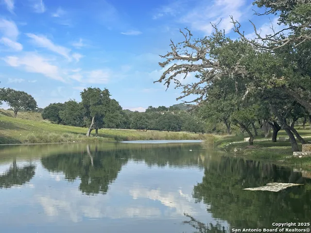 TBD-LOT 42 Blackbuck Pipe Creek, TX 78063