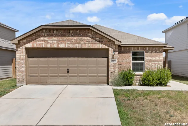 15214 HARBOR LNDG Von Ormy, TX 78073