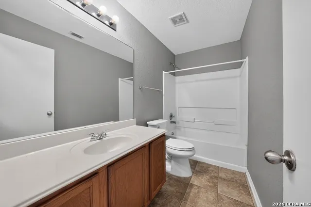 3826 Otono San Antonio, TX 78223