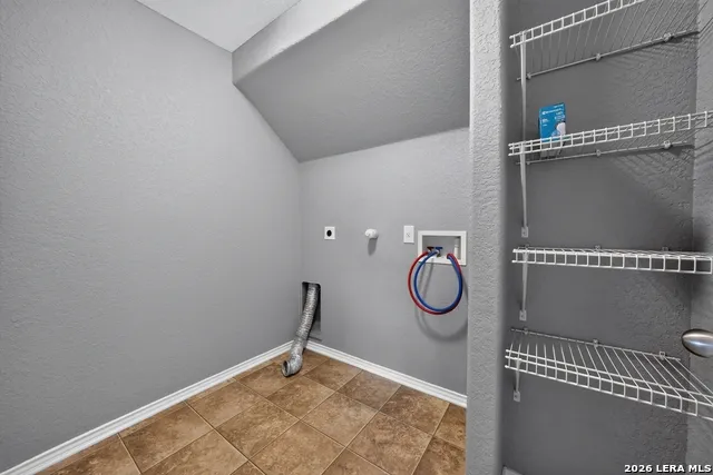 3826 Otono San Antonio, TX 78223