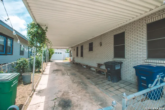 206 University San Antonio, TX 78201