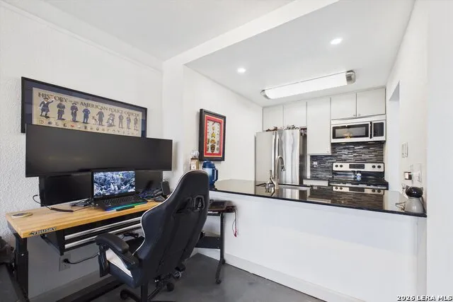 7701 Wurzbach Unit 1803 San Antonio, TX 78229
