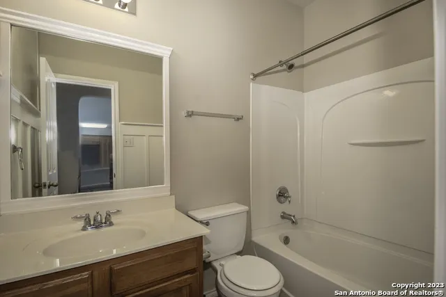 1209 RUDDY DUCK New Braunfels, TX 78130