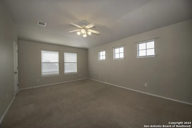 1209 RUDDY DUCK New Braunfels, TX 78130