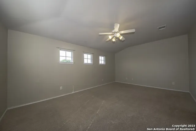 1209 RUDDY DUCK New Braunfels, TX 78130