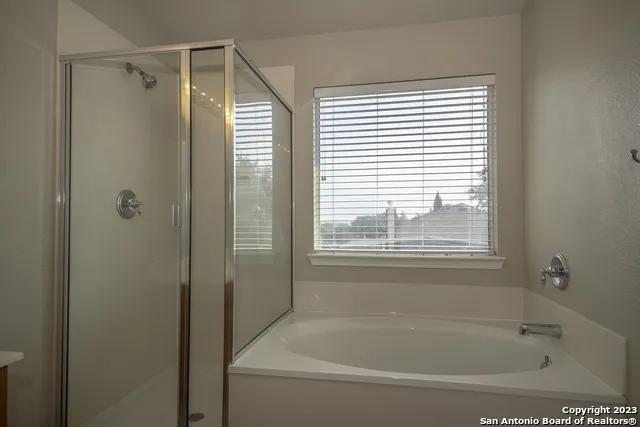 1209 RUDDY DUCK New Braunfels, TX 78130